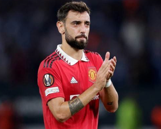 曼聯(lián)重建進(jìn)行時(shí)：陣容調(diào)整與轉(zhuǎn)會風(fēng)云