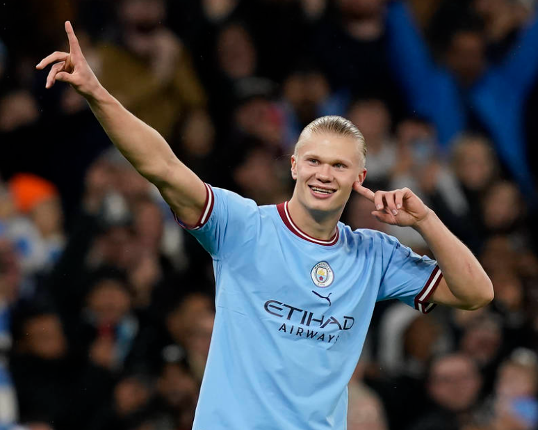 瓜迪奧拉談曼城戰(zhàn)術(shù)：以進(jìn)球?yàn)閷?dǎo)向，依球員特點(diǎn)調(diào)整